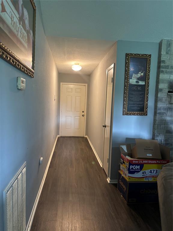 Building Photo - 22223 Spring Gate Dr