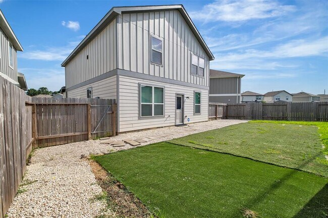 Building Photo - 11722 Braemar Village Dr