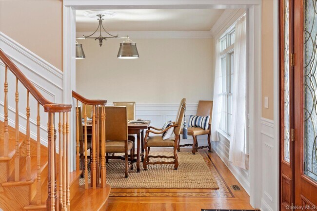 Building Photo - 2995 Laurel Trail