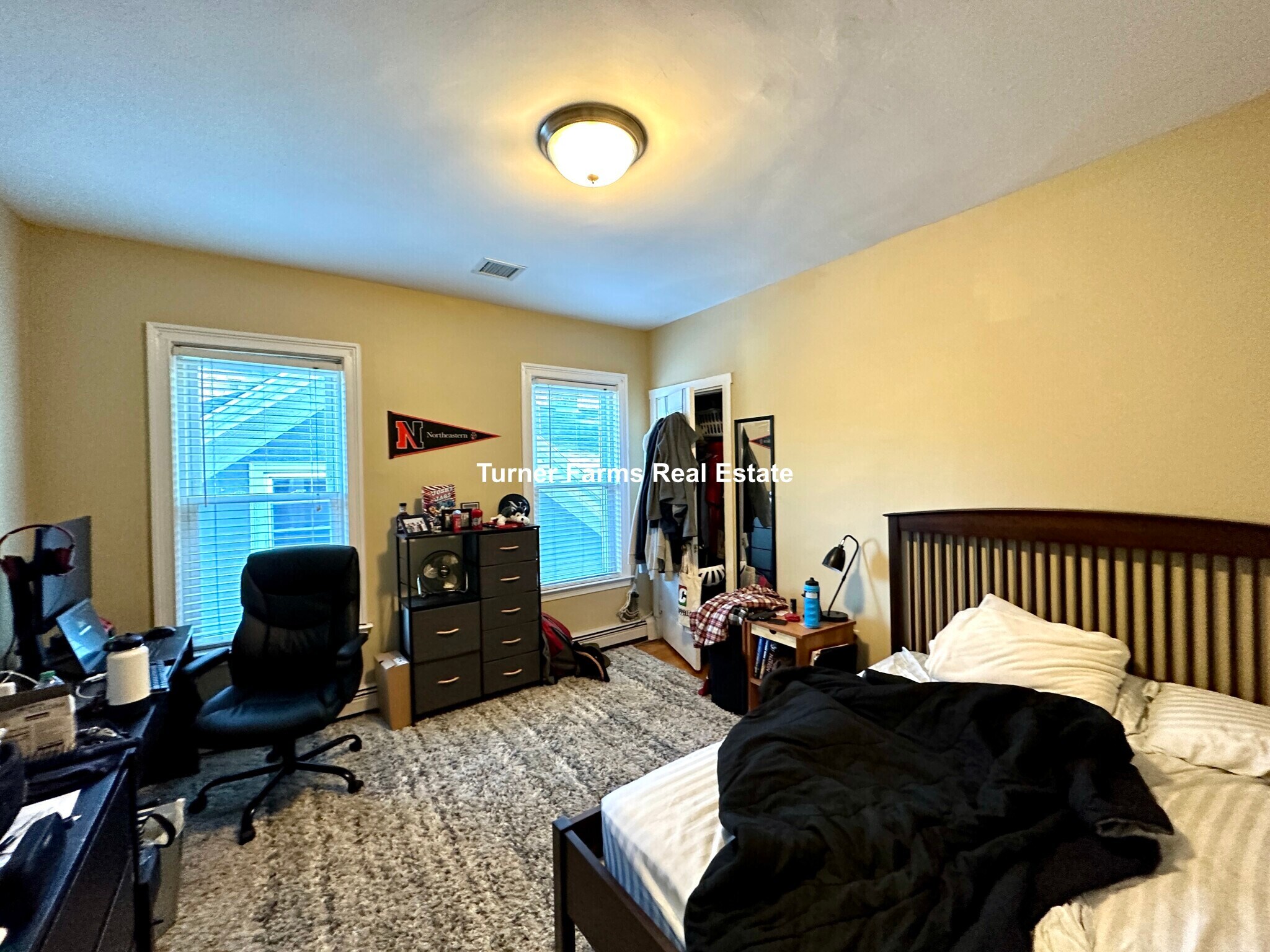 Building Photo - 44 Hillside St