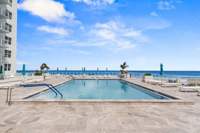 Building Photo - 3450 S Ocean Blvd
