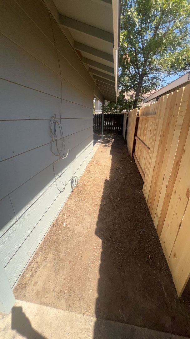 Building Photo - 2860 St Phillip Dr