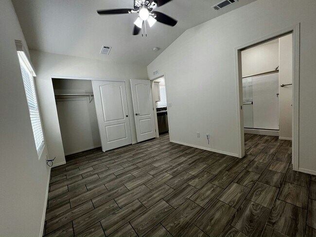 Building Photo - 8866 E Baseline Rd