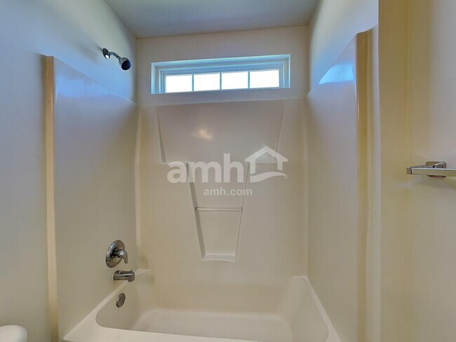 Building Photo - 5316 Silverbrook Dr