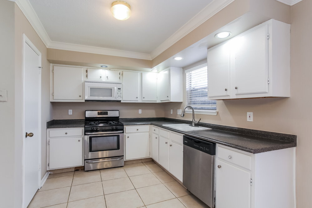 Building Photo - 19919 Big Timber Dr