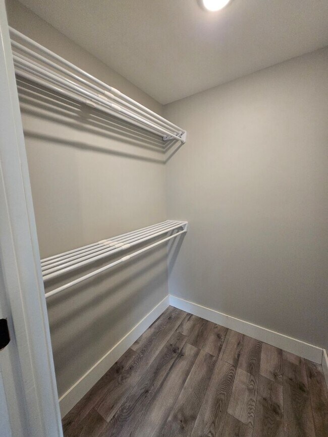 Building Photo - Modern and Spacious 4 bedroom home in Olive Branch for Lease