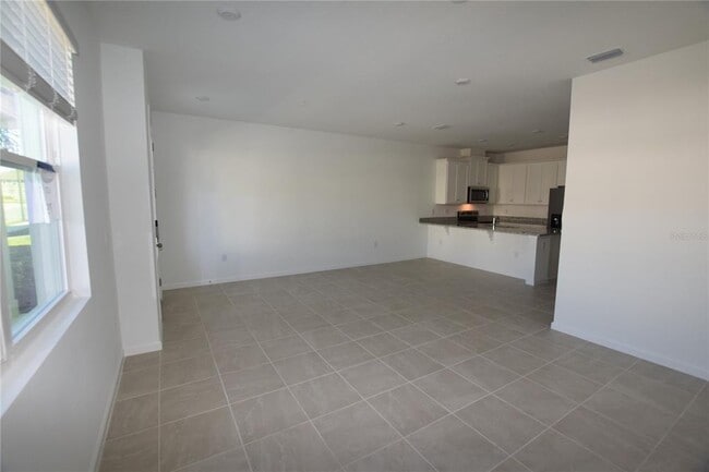 Building Photo - 3232 Gardenia Reserve St