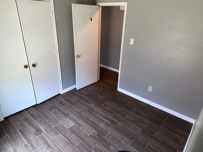 Building Photo - 10247 Maverick Dr