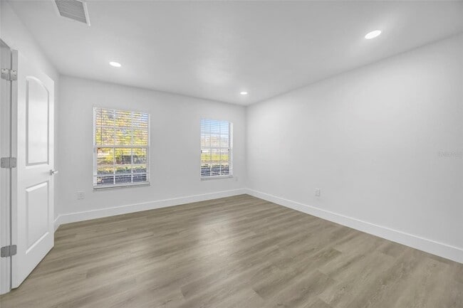 Building Photo - 11728 Raintree Dr