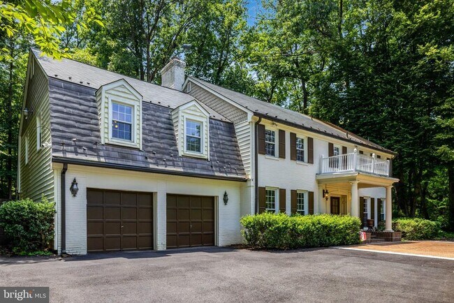 Building Photo - 7845 Old Dominion Dr