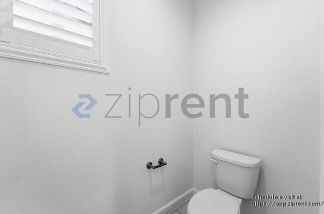 Building Photo - 4612 Irma Dr