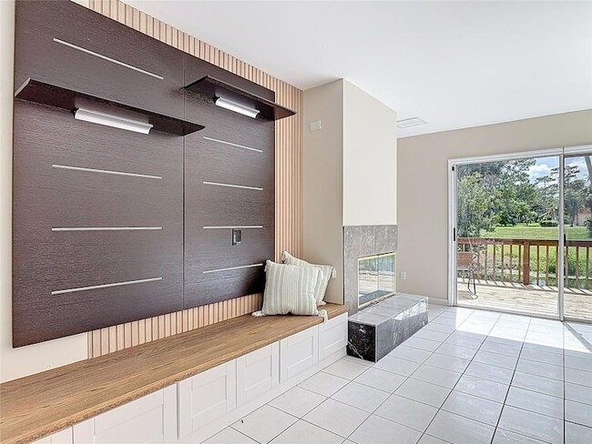 Building Photo - 289 Gull Dr S