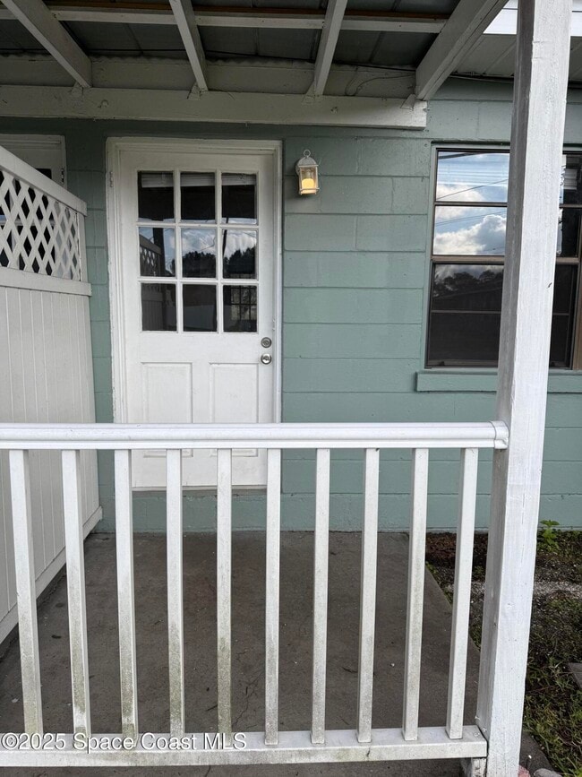 Building Photo - 120 Laurel Oak St