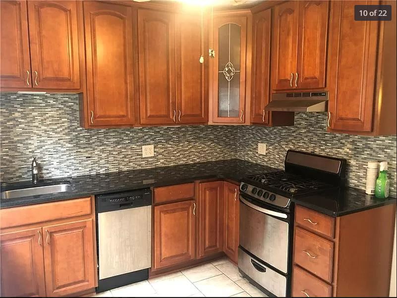 Kitchen - 3847 Brighton Rd