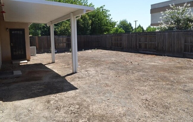 Building Photo - 3708 Lauding Way