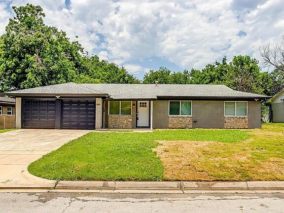 Primary Photo - 7825 Standley St