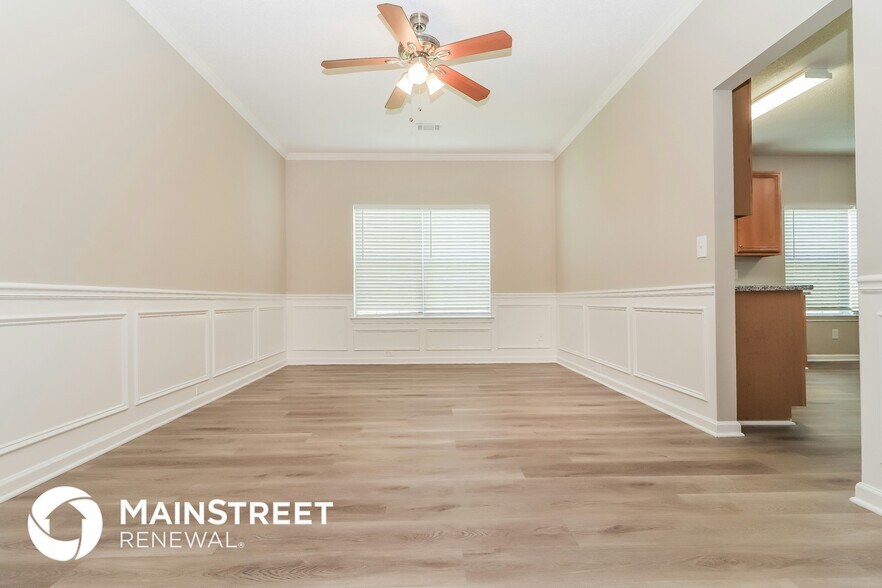 Building Photo - 315 Wellsley Ln