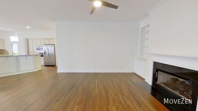 Building Photo - 17011 Hedgerow Park Rd