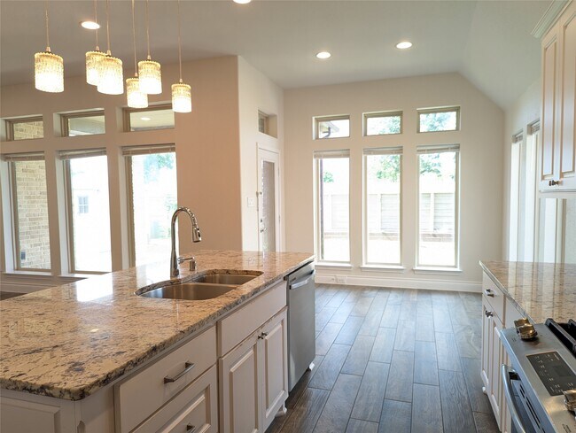 Building Photo - 2043 Blackhawk Ridge Ln