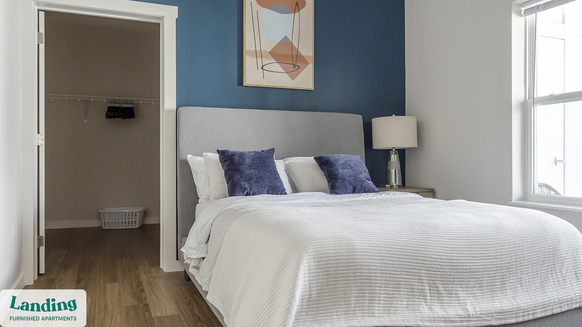 Building Photo - 9906 Runway Dr