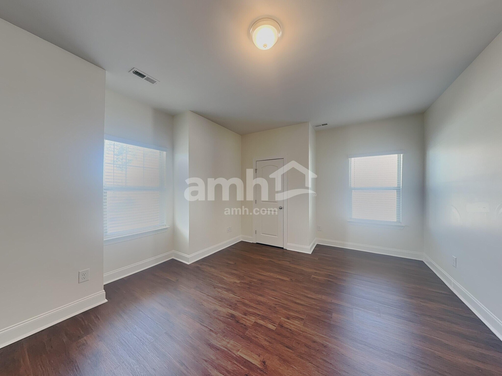 Building Photo - 10075 Fox Trotter Ln