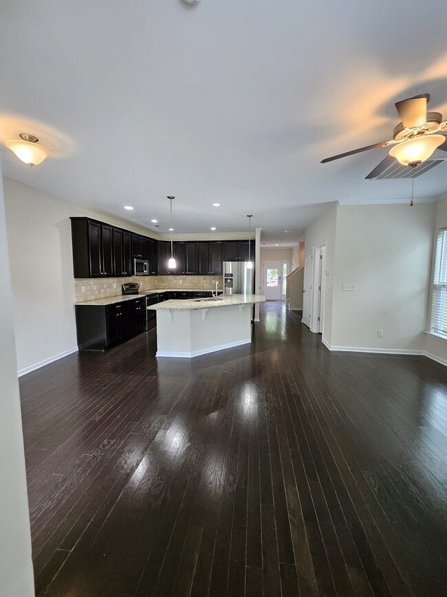 Building Photo - 110 Fargale Ln