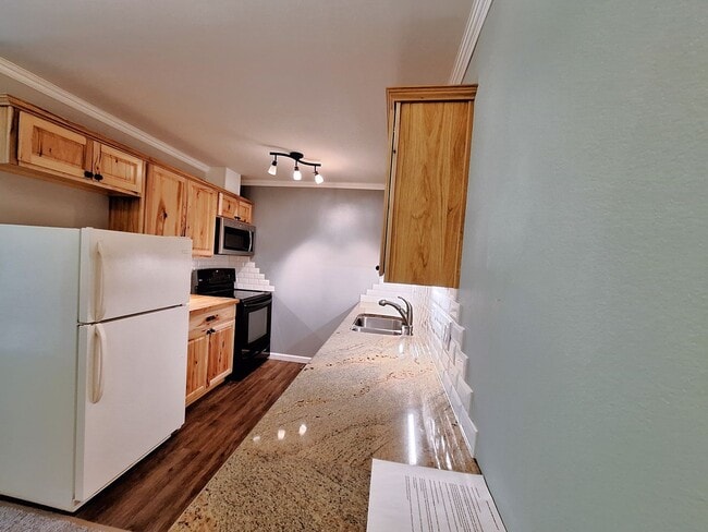 Building Photo - Quiet charmer- Upgrades abound, landry & u...