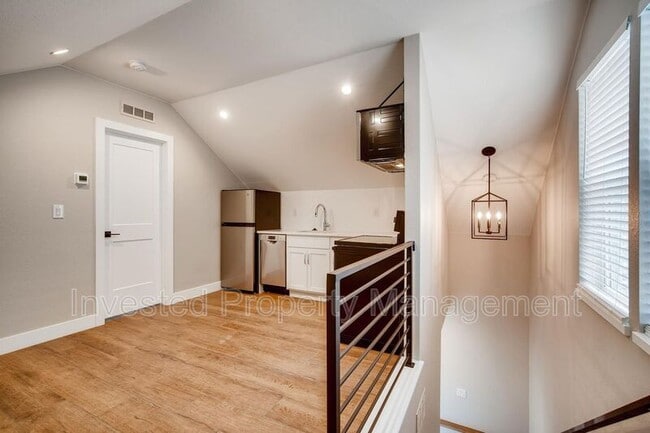 Building Photo - 3763 Steele St