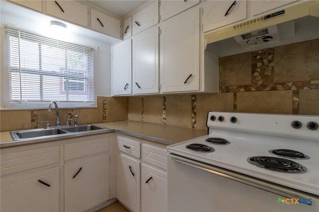 Building Photo - 1312 Massey St