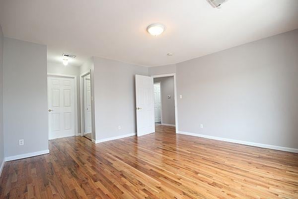 Building Photo - 247 Terrace Ave