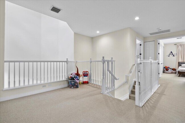 Building Photo - 9222 Delemar Ct