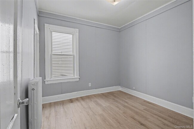 Building Photo - 139 N Hamilton St