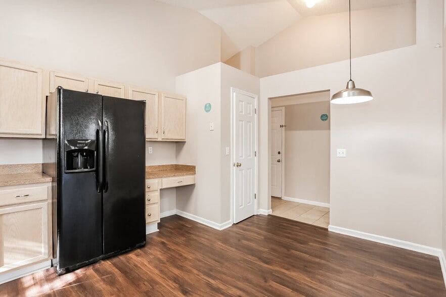 Building Photo - 3410 Guernsey Ct