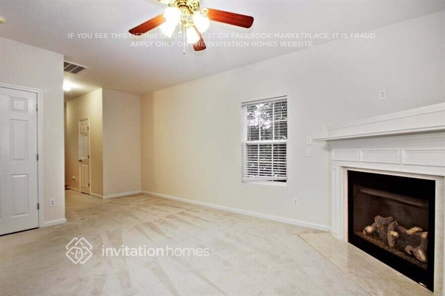 Building Photo - 175 River Hills Dr