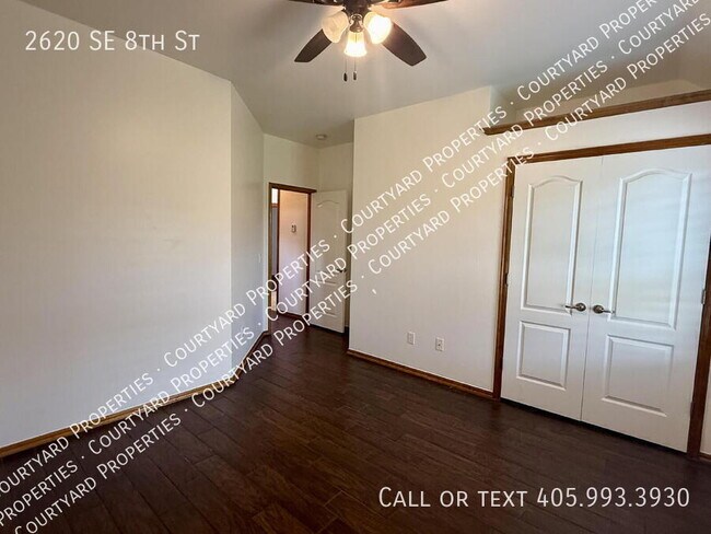 Building Photo - 2620 SE 8th St