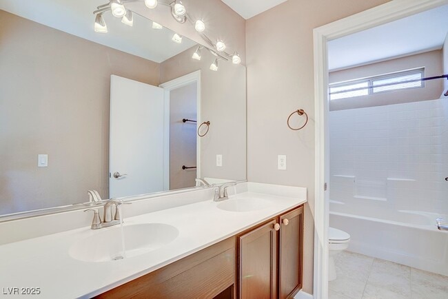 Building Photo - 9595 Gatesville Ave