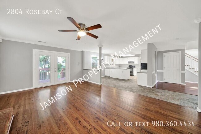 Building Photo - 2804 Rosebay Ct