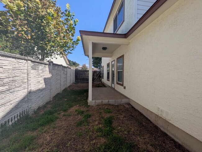 Building Photo - 5826 Grandwood Dr