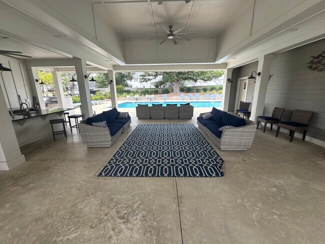 Building Photo - 78 Violetear Rdg