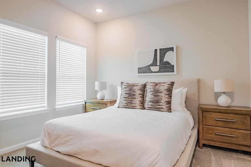 Building Photo - 1650 Harris Hill Rd