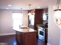 Building Photo - 1706 Willow Ave