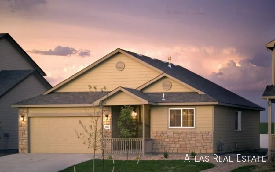 Building Photo - 5714 Sauvignon St