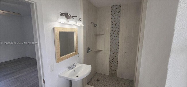 Building Photo - 200 NW 9th St