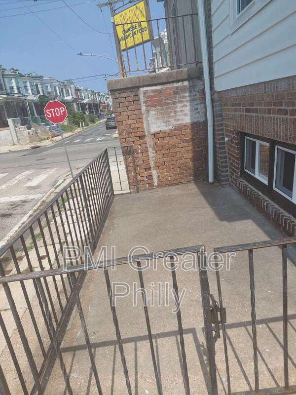 Building Photo - 5902 Belmar St