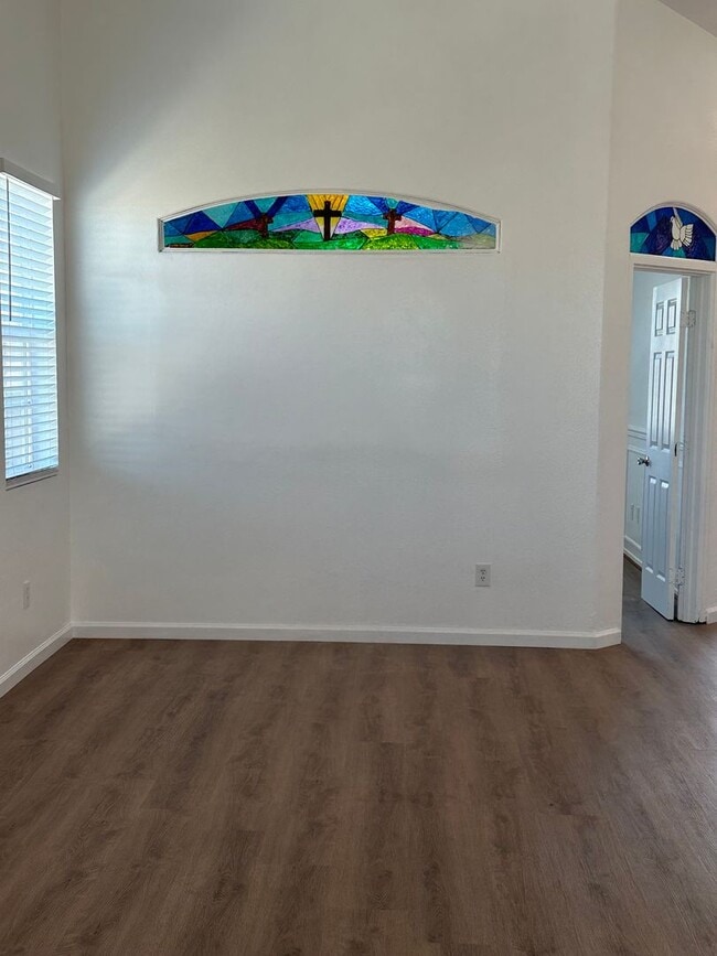 Building Photo - Spacious 4-Bedroom Home with Office, 3 Full Baths, and Modern Amenities