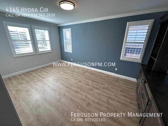 Building Photo - 4145 Hydra Cir