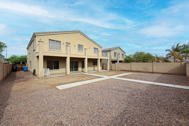 Building Photo - Beautiful 7 bedroom