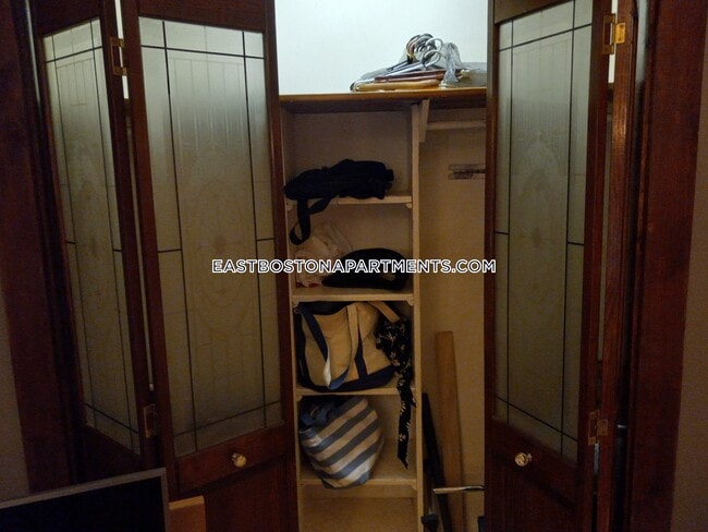 Building Photo - 46 Princeton St