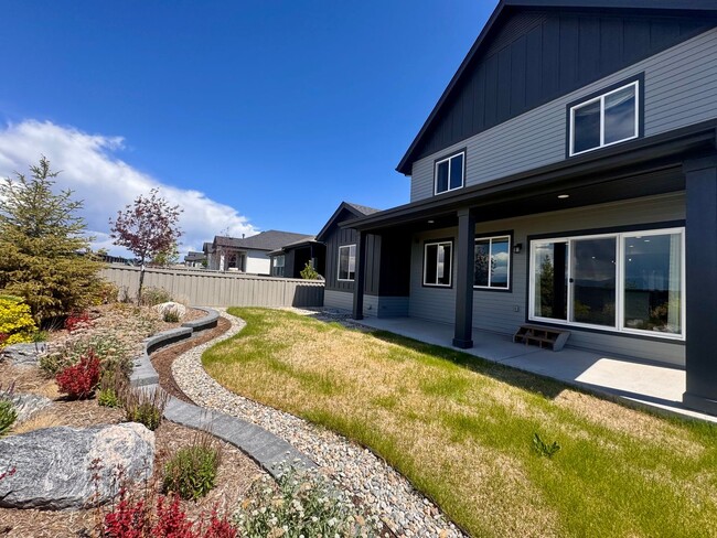 Building Photo - 8275 Nat Love Dr