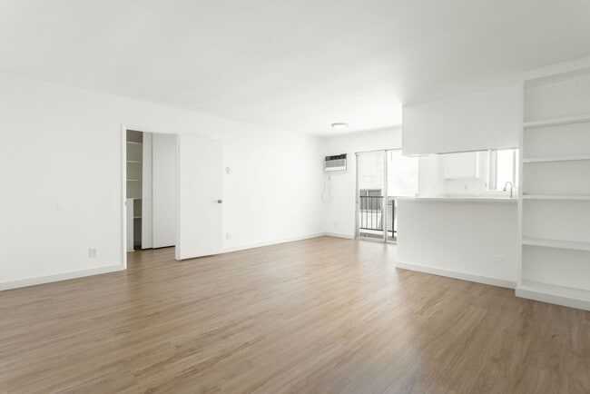 Interior Photo - Larrabee Square Apartments